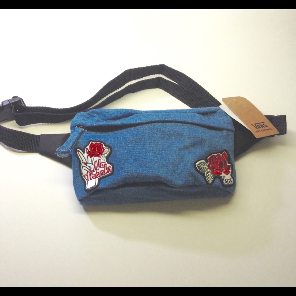 NWT VANS Denim Fanny Pack Embroidered Roses - Picture 3 of 6